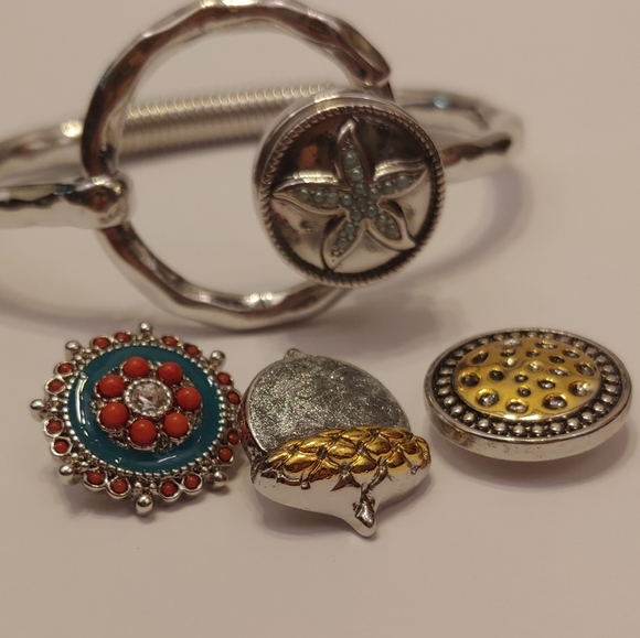 NWOT Boho Bracelet w/ 4 18mm snaps incl Starfish - Picture 4 of 5